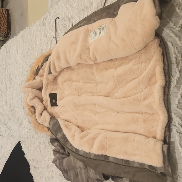 Torrid camo cold weatherTwill Fur Lined Parka size 3! New Without tags! - Picture 9 of 16